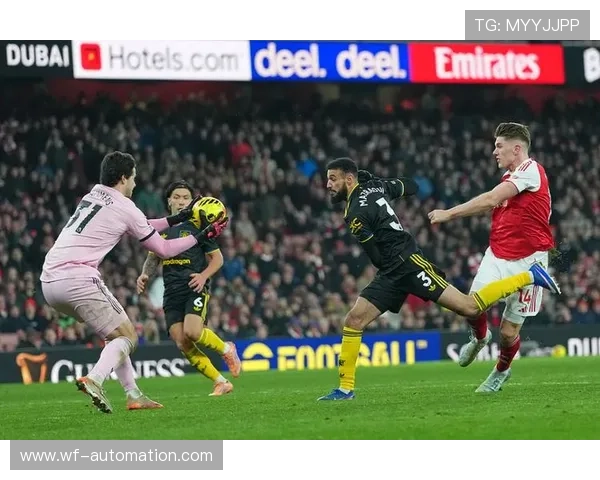 枪手主场告破英超让冠再起风云